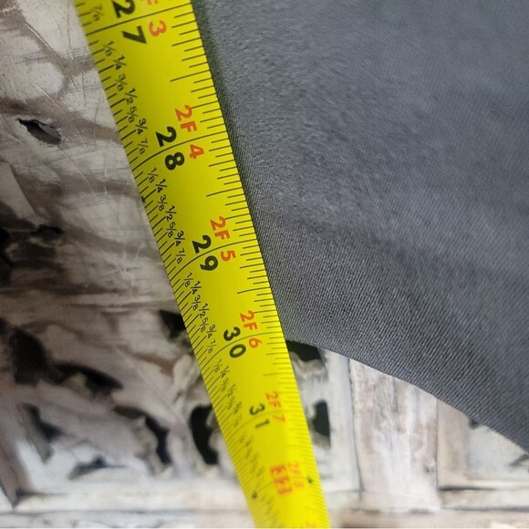 Eddie Bauer Womens Grey Curvy Fit Pants Size 8 Short - Picture 13 of 16